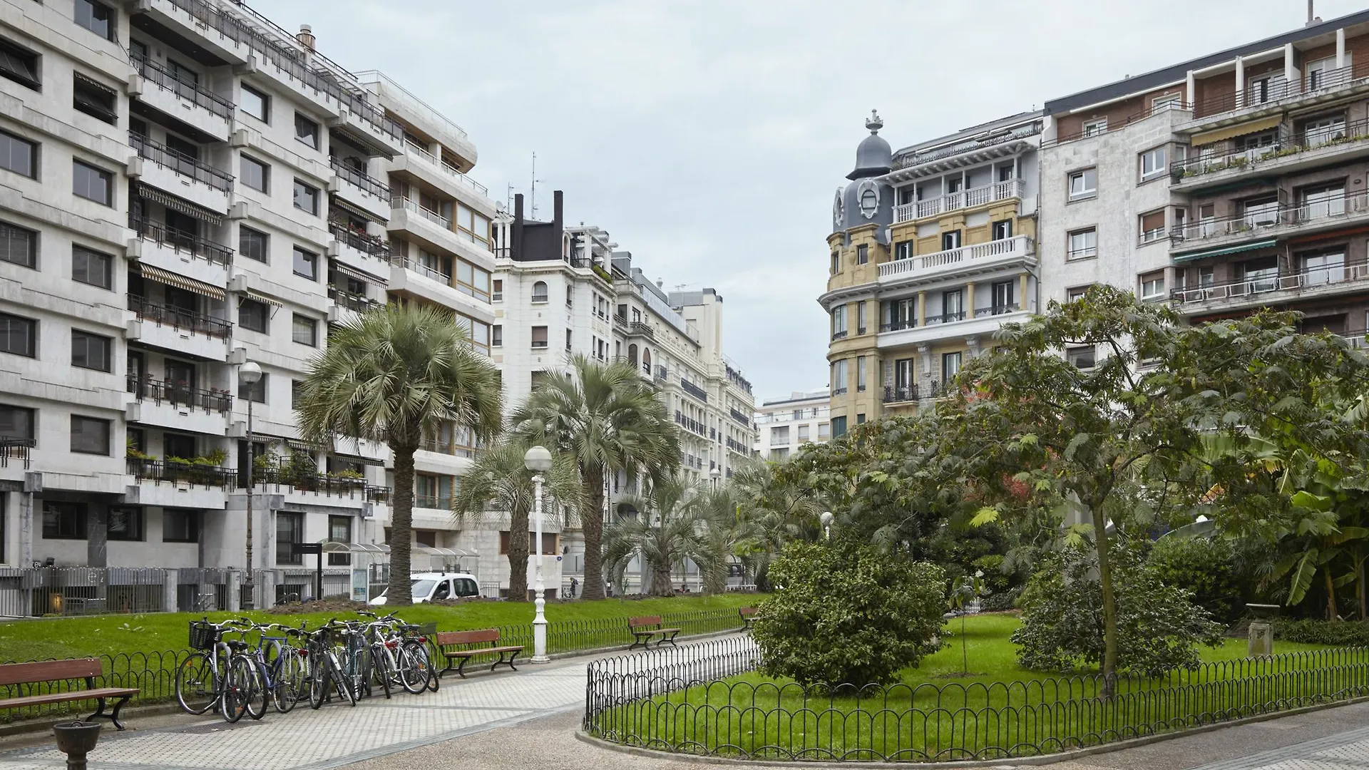 Zubiri Plaza Apartment By Feelfree Rentals San Sebastián